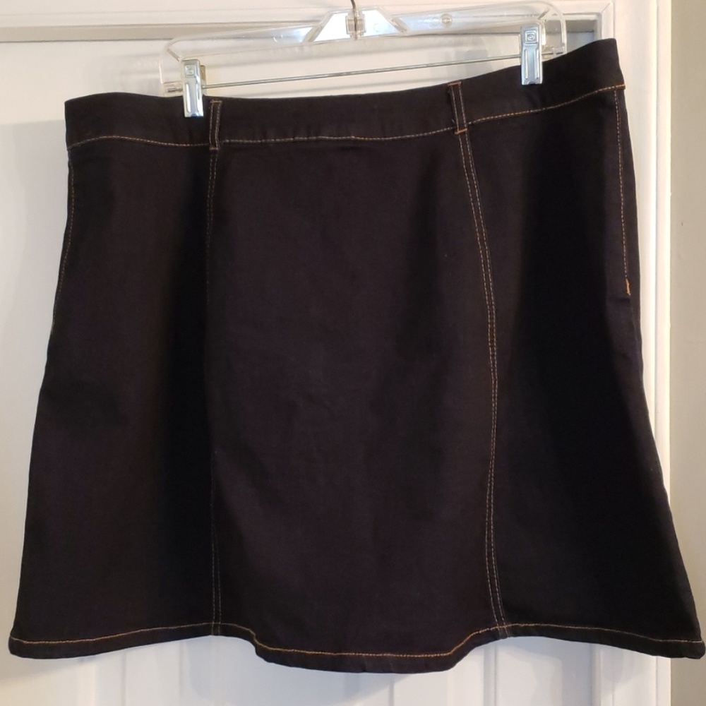 Dark denim Jean skirt - Picture 2 of 5